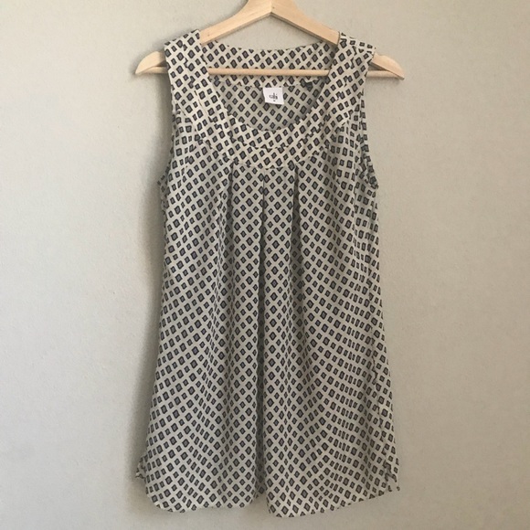 SOLD** CAbi cleo tank top size ivory diamond print - Picture 2 of 6